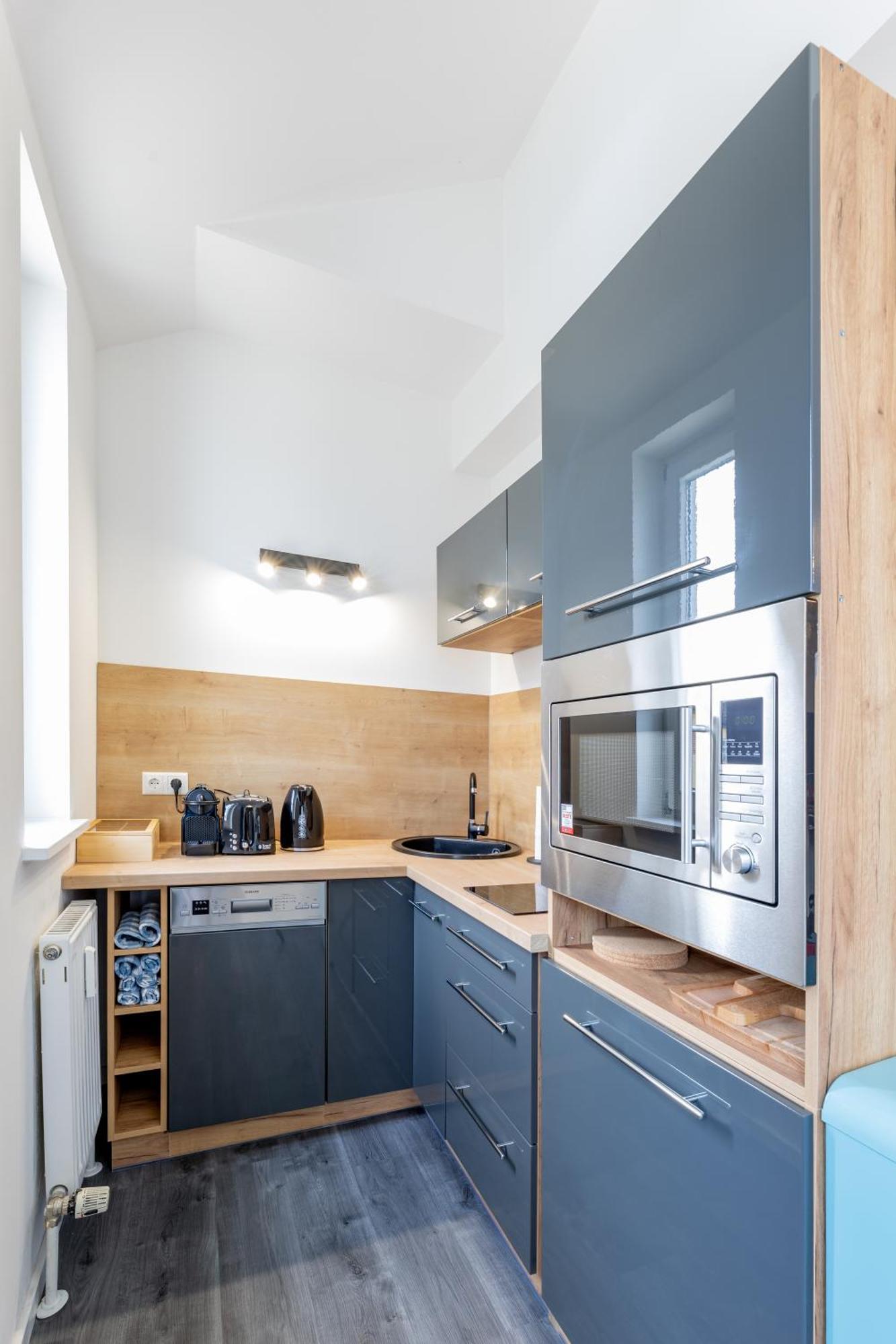 Sweethome - Maisonette Apartment, Parkplatz, Wifi, Naehe Zentrum Fuerstenfeldbruck Zewnętrze zdjęcie